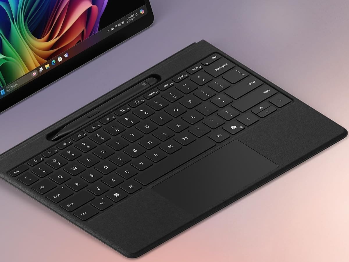 Microsoft Surface Pro | Copilot+ PC Pantalla táctil 13” | Tablet con Lápiz para Dibujar 2025